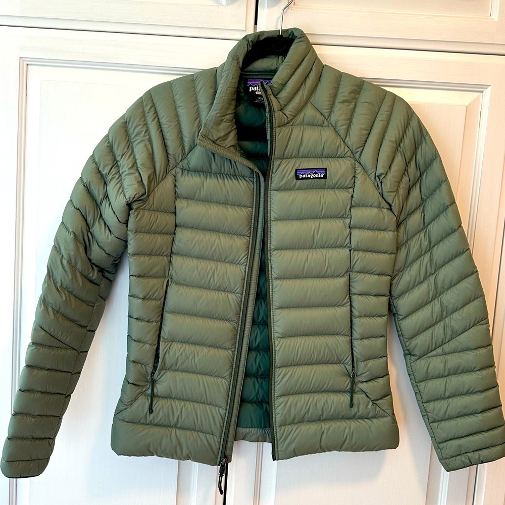 Patagonia Women’s Down Sweater Jacket